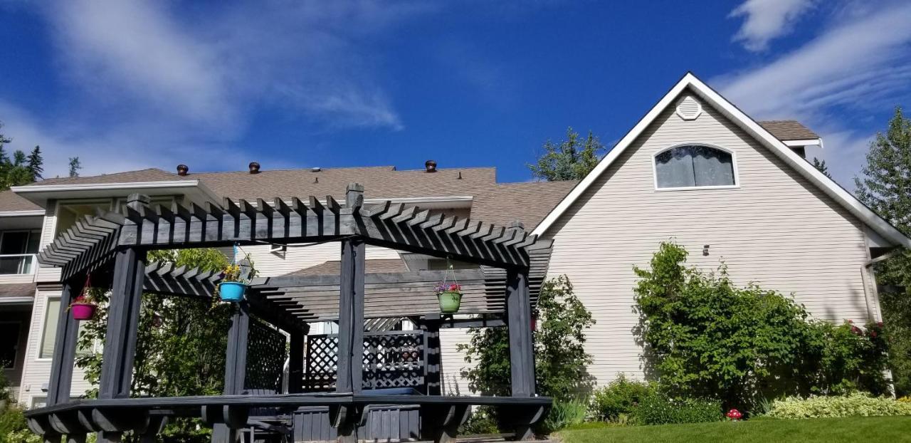 Silver Star Bed And Breakfast Vernon Bagian luar foto