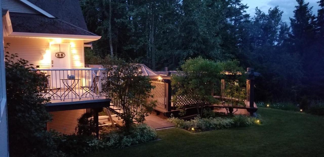Silver Star Bed And Breakfast Vernon Bagian luar foto